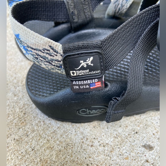 Chaco 🦎 Size 9 - Picture 5 of 8
